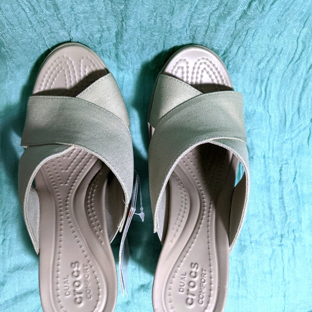 Crocs